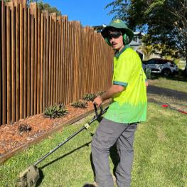 Profile photo of Emri Elia in Manoora North